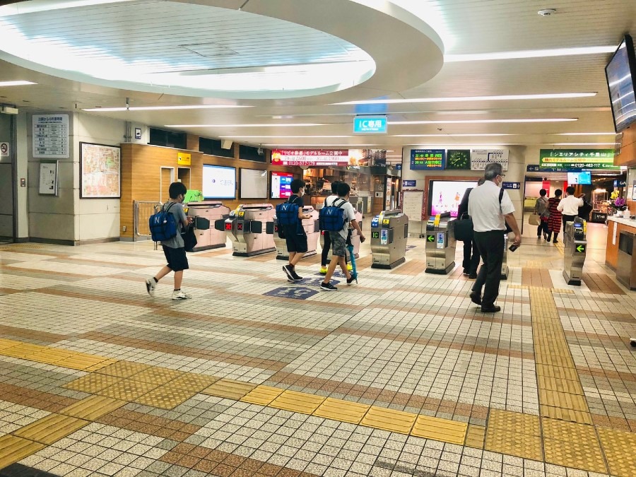 大阪モノレール「千里中央」駅