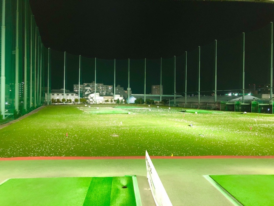 関西最大級のゴルフ練習場！