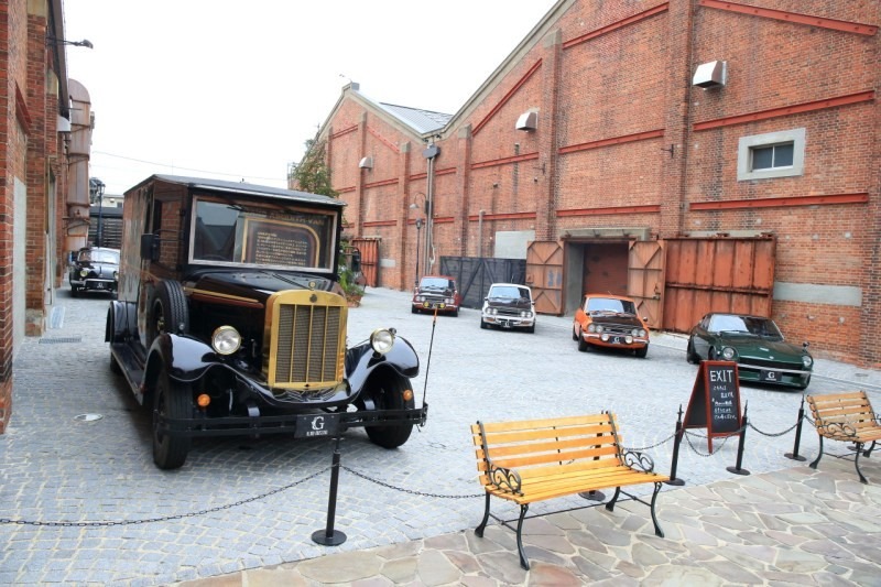 19世紀のクラシックカーが揃う赤レンガ美術館