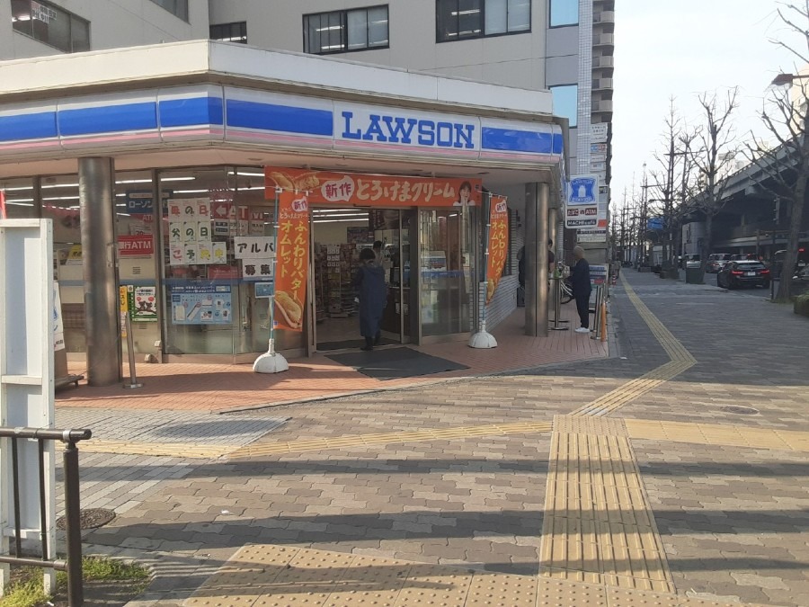 ローソン 江坂駅前店
