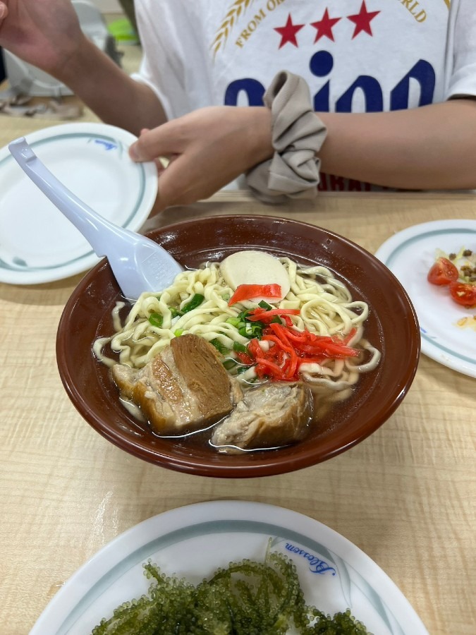 市場　沖縄料理